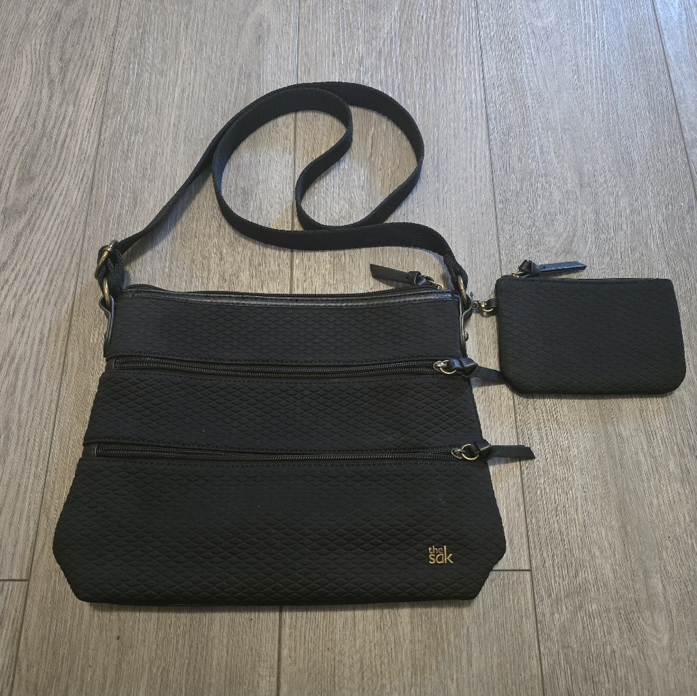 🖤EUC The Sak Black Crossbody